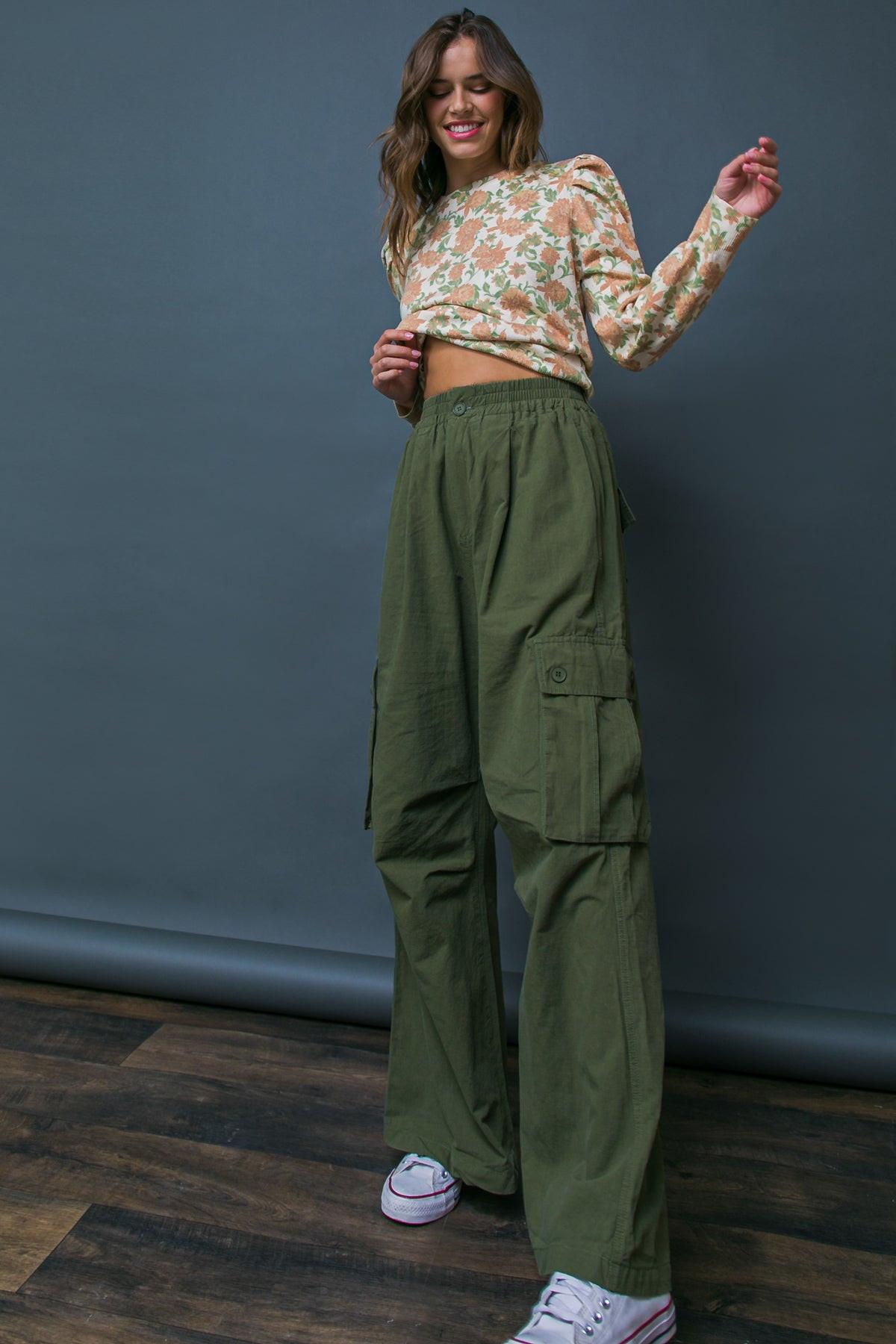 Incredible Moments Woven Cargo Pants With Elastic Waist And Wide Leg Outdoor